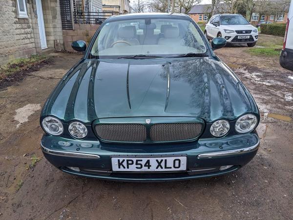Jaguar XJR 4.2 V8 4dr