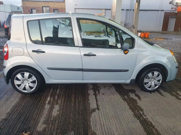 Renault Modus 1.2 16v 75 Authentique 5dr