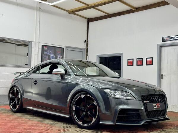 Audi TT RS 2.5 TFSI S Tronic quattro Euro 5 3dr