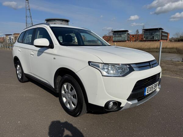 Mitsubishi Outlander 2.2 DI-D GX2 4WD Euro 5 (s/s) 5dr