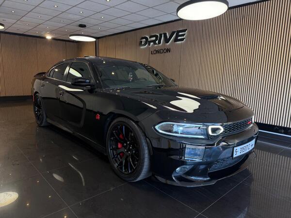 Dodge Charger SRT 392 6.4 HEMI V8