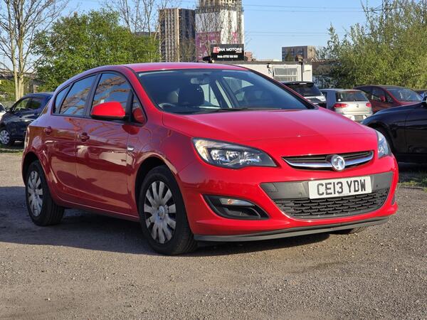 Vauxhall Astra 1.6 16v Exclusiv Auto Euro 5 5dr
