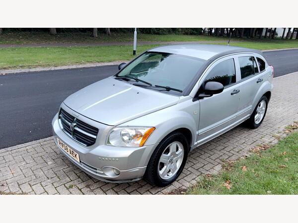 Dodge Caliber 2.0 SXT CVT 5dr