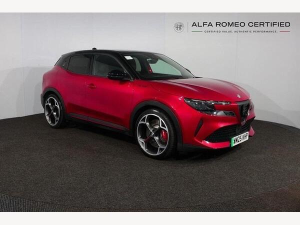 Alfa Romeo Junior 54kWh Elettrica Veloce Auto 5dr