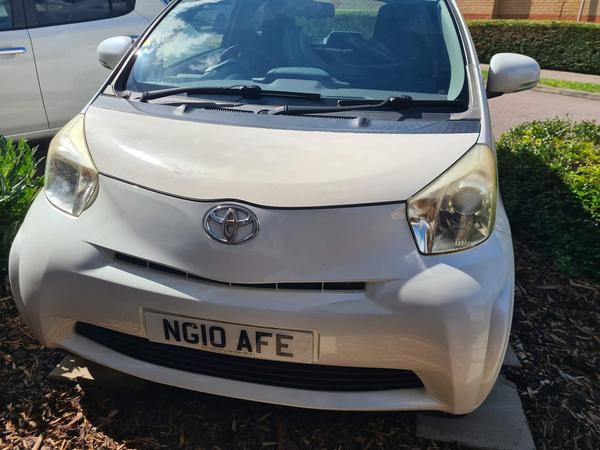 Toyota iQ 1.0 VVT-i Euro 4 3dr