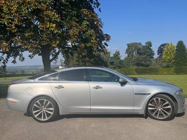 Jaguar XJ 3.0d V6 Portfolio Auto Euro 5 (s/s) 4dr