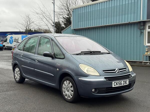 Citroen Xsara Picasso 2.0i 16V Exclusive 5dr