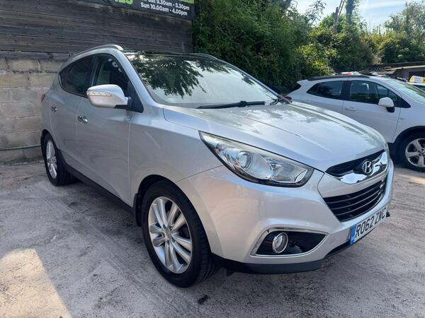Hyundai ix35 2.0 CRDi Premium 4WD Euro 5 5dr