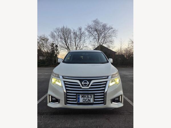 Nissan Elgrand 2.5