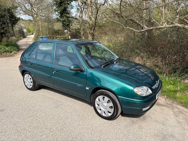 Citroen Saxo 1.1i Desire 5dr