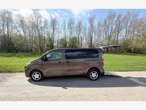 Citroen SpaceTourer 1.5 Hdi *12,000 MILES* Wheelchair Accessible Vehicle WAV