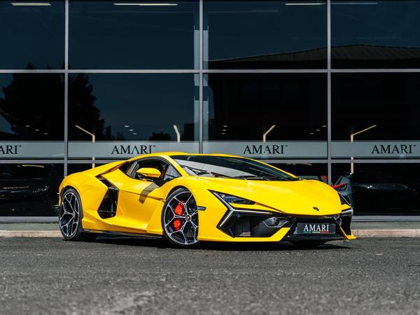 Lamborghini Revuelto 6.5 V12 HPEV 3.8kWh AMT 4WD Euro 6 2dr