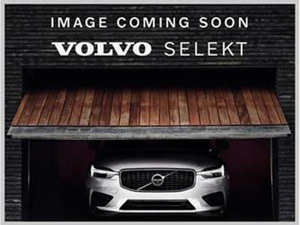 Volvo XC90 2.0 B5 MHEV Plus Auto 4WD Euro 6 (s/s) 5dr