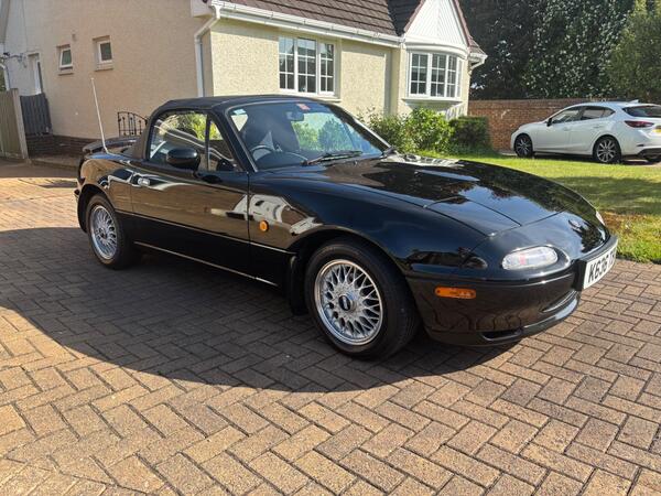 Mazda MX-5 Type S Special 1.6 Convertible 2dr Petrol Manual (114 bhp)