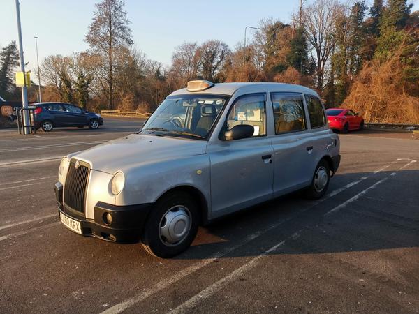 London Taxis International TX4