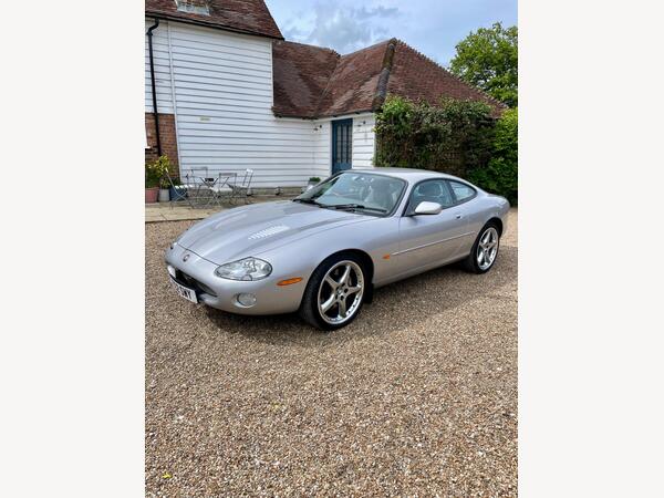 Jaguar XKR 4.0 Supercharged 2dr