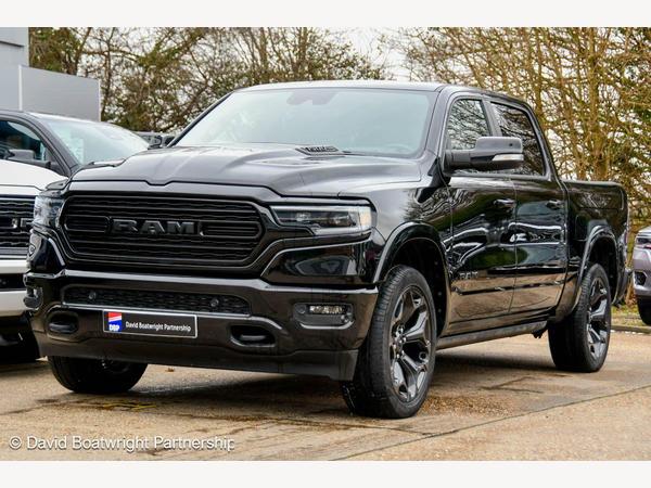 Dodge RAM 1500 Limited Night Edition 5.7L V8 Hemi 4dr