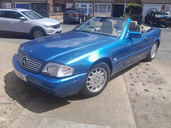 Mercedes-Benz SL 3.2 SL320 Limited Edition Convertible 2dr Petrol Automatic (231 bhp)