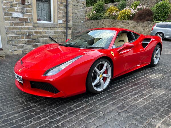 Ferrari 488 3.9T V8 GTB F1 DCT Euro 6 (s/s) 2dr
