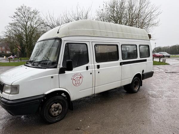 LDV Convoy LDV Convoy 17 Seat Minibus , 2.4 Diesel