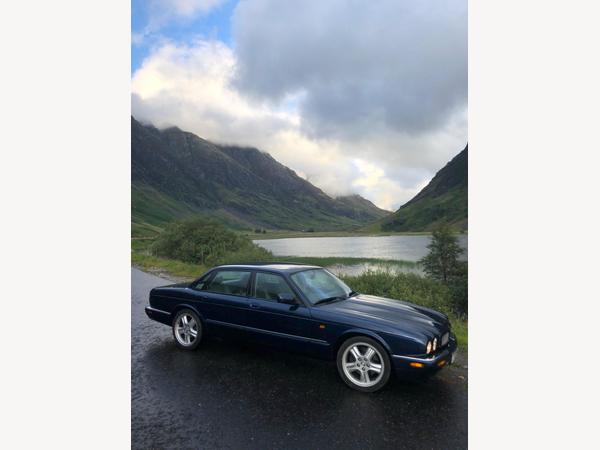 Jaguar XJR 4.0 V8 4dr