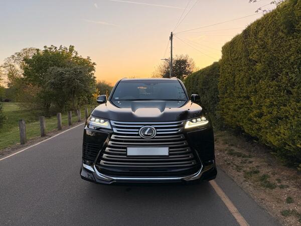 Lexus LX LX600 7 Seater High Spec