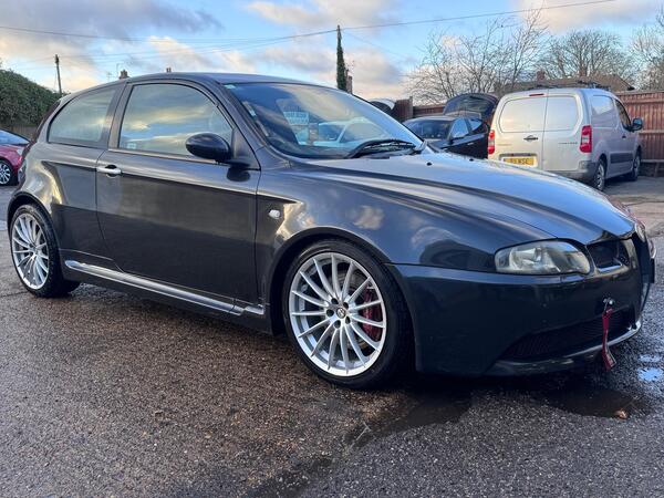 Alfa Romeo 147 3.2 GTA 3dr