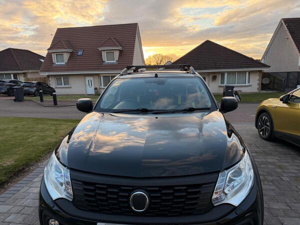 Fiat Fullback 2.4D Cross Pickup Double Cab 4dr Diesel Auto 4WD Euro 6 (180 ps)