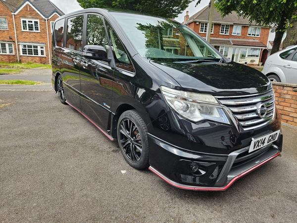 Nissan Serena 2.0 petrol / hybrid