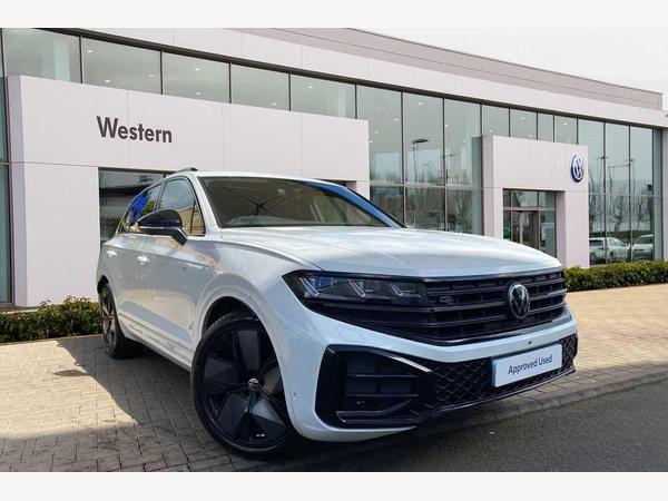 Volkswagen Touareg 3.0 TDI V6 Black Edition Tiptronic 4Motion Euro 6 (s/s) 5dr
