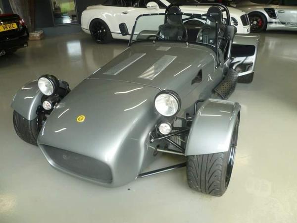 Caterham Seven 2.4 RST V8 Levante