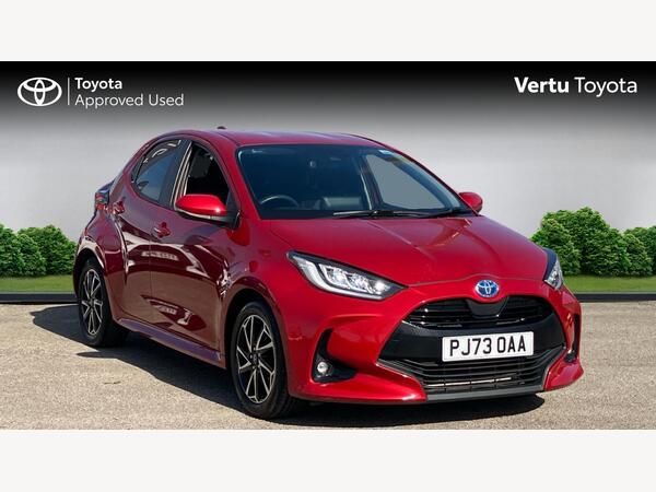 Toyota Yaris 1.5 VVT-h Design E-CVT Euro 6 (s/s) 5dr