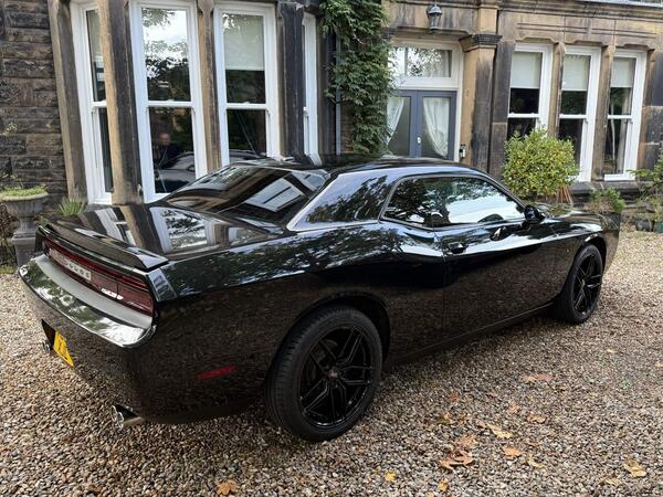 Dodge Challenger 5.7