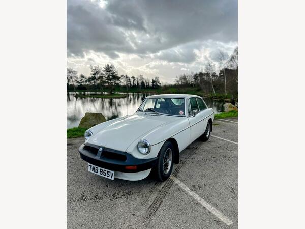 MG MGB GT 1.8 2dr
