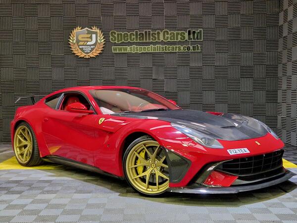 Ferrari F12 Berlinetta Duke Dynamics Wide Body Book Race Exhaust / Carbon / LHD 6.3