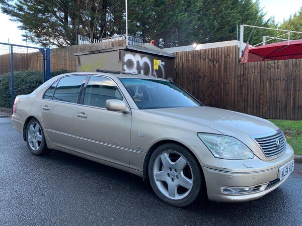Lexus LS 4.3 430 4dr