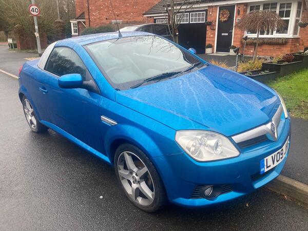 Vauxhall Tigra 1.4i 16v Exclusiv 2dr (a/c)