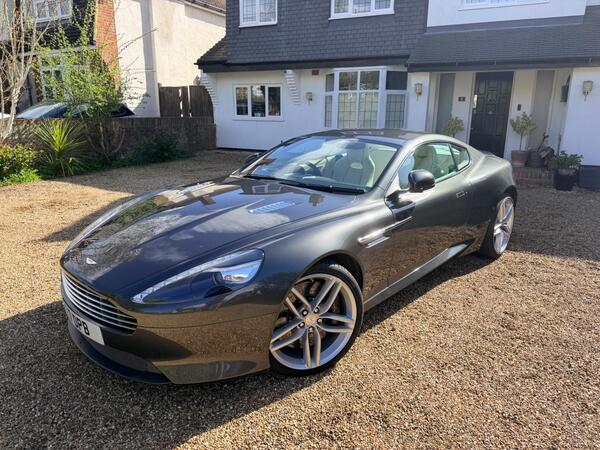 Aston Martin DB9 6.0 V12 T-TronicII Euro 6 2dr