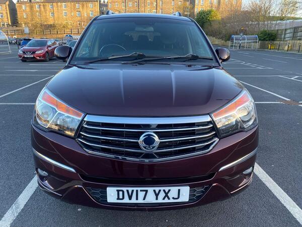 SsangYong Turismo 2.2D ELX T-Tronic 4WD Selectable Euro 6 5dr