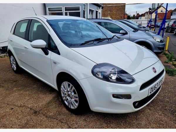 Fiat Punto 1.4 Easy Manual Euro 5 (s/s) 5dr