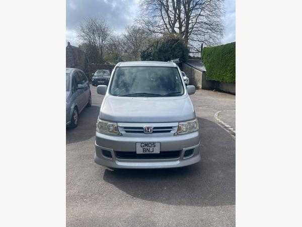 Honda Stepwagon Profesionally converted campervan