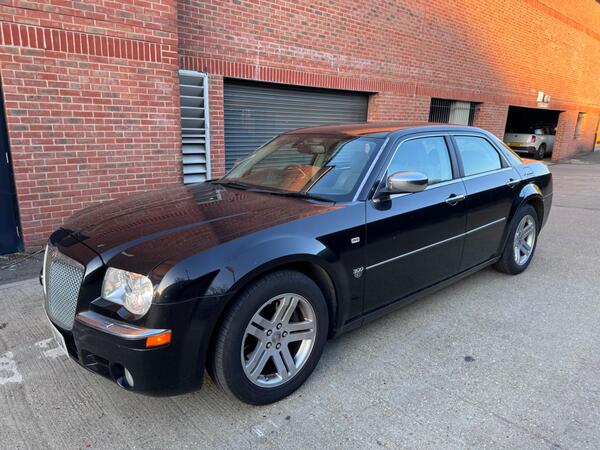 Chrysler 300C 3.0 CRD V6 4dr