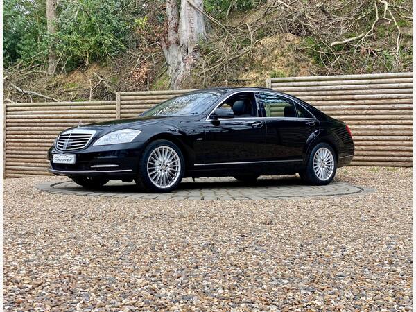 Mercedes-Benz S Class 4.7 S500L V8 BlueEfficiency G-Tronic+ Euro 5 (s/s) 4dr