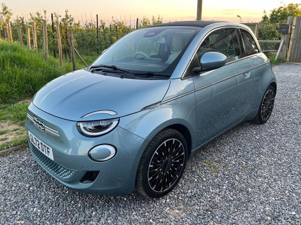 Fiat 500e C 42kWh La Prima Auto 2dr