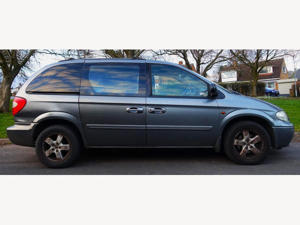 Chrysler Voyager 2.8 CRD Executive 5dr