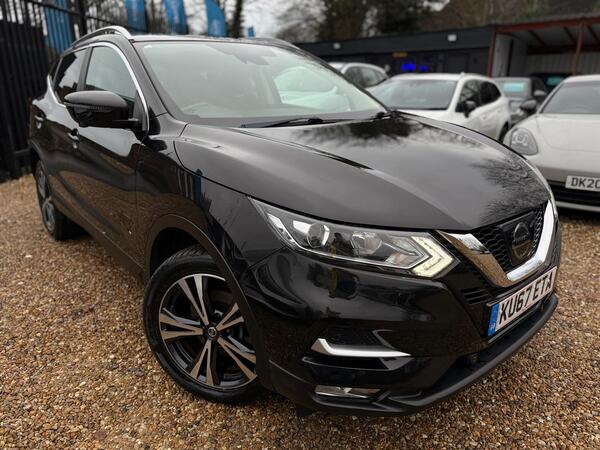 Nissan Qashqai 1.5 dCi N-Connecta Euro 6 (s/s) 5dr