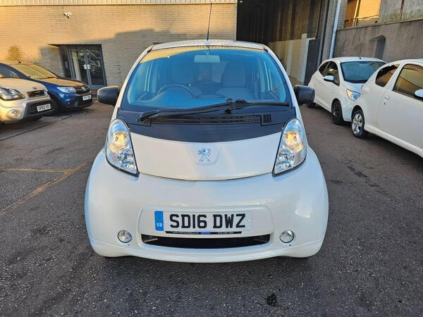 Peugeot iOn Auto 5dr