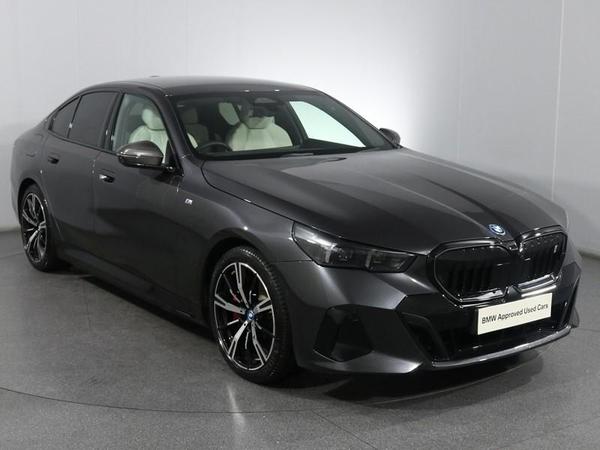 BMW i5 40 83.9kWh M Sport Pro Auto eDrive 4dr (11kW Charger)