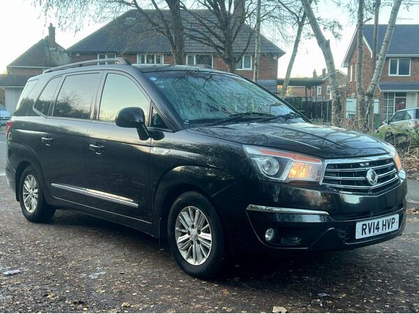 SsangYong Turismo 2.0 e-XDi ES T-Tronic Euro 5 5dr