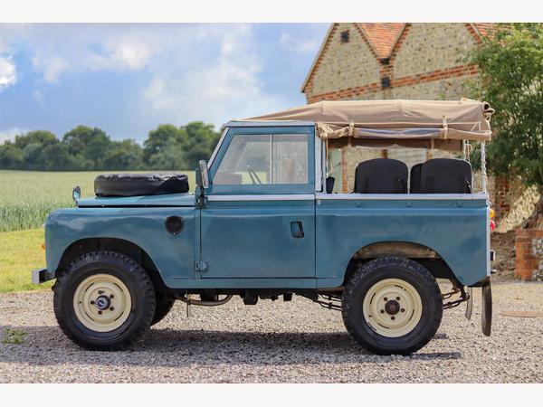 Land Rover Series III 2.3 88 Soft Top SUV Petrol Manual (77 bhp)